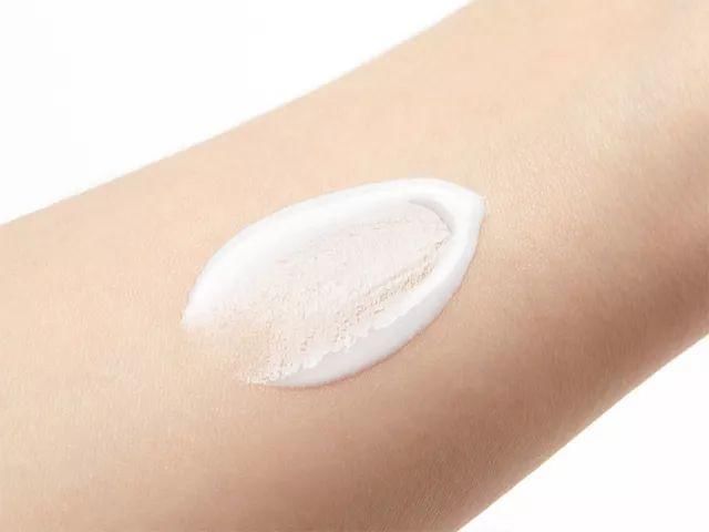 团购丨每年必囤，防晒神器--安耐晒小金瓶丨品质生活