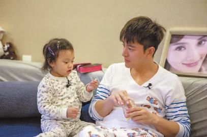 贾乃亮发博愤怒谴责某网友，痛心：身心俱疲，请给家人一点隐私