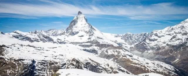 因为太美禁止拍照的国家,7块钱买湖景房,一生一定要去一次