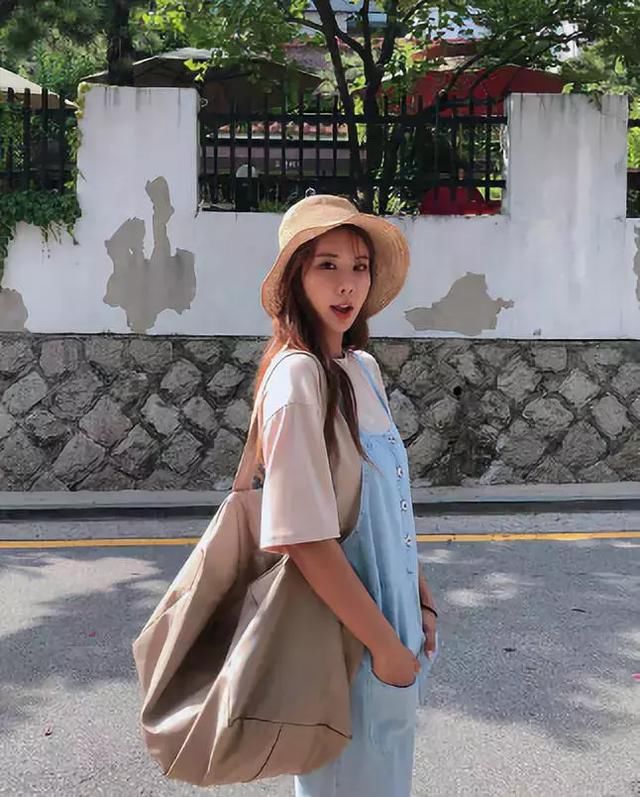 她婚姻失败不幸流产，42岁逆袭成马甲线女神，和小鲜肉谈恋爱！