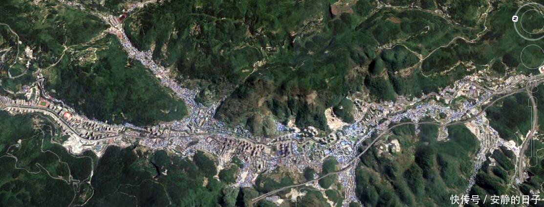  『川东』川东曾经一个专区，下辖3县，仅存在2年多，如今是重庆的县