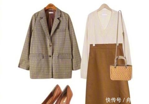 急需■经典基础“格纹西服”的高级搭配,36天穿搭不重复,知道你急需