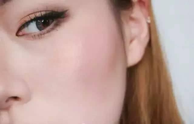  液体腮红■打造高级感妆容，你必须get的化妆重点！