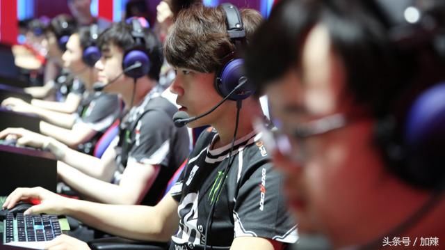 VG官方澄清正在转让LPL名额谣言，网友：那会是哪一支小宝贝呢？