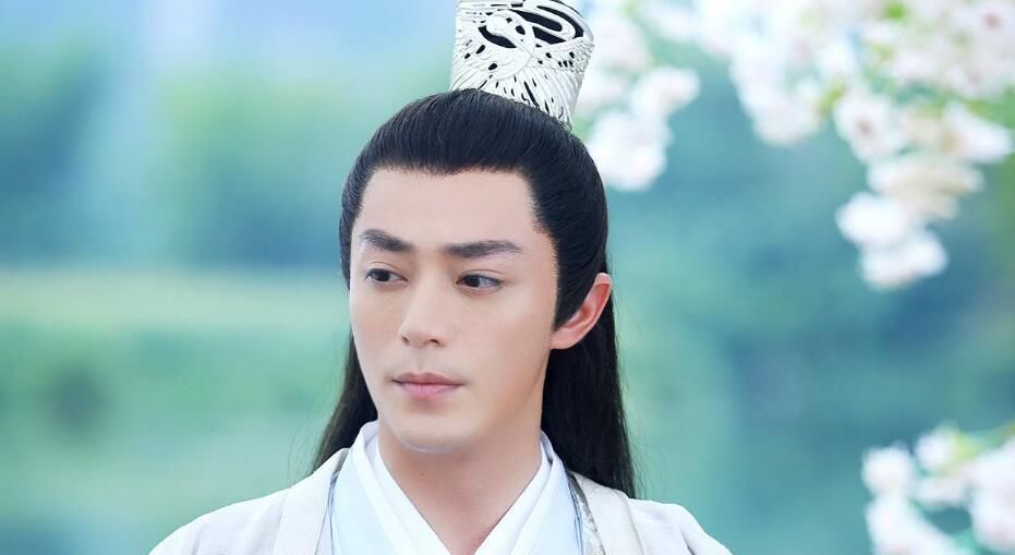 『男主』三位经典的仙侠男主都亦正亦邪他为女主奔波十年却一场空