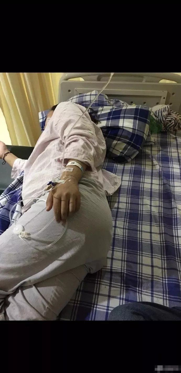 女网红遛狗不拴绳，殴打孕妇致先兆早产!警方凌晨发布最新通报