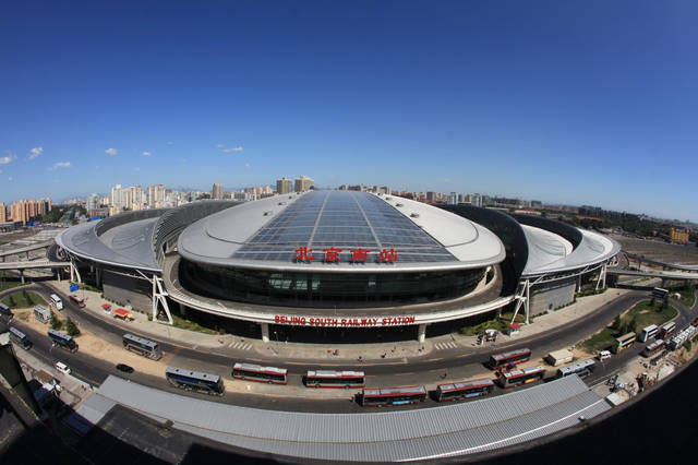 中国十大著名火车站，有一个外媒评选为世界第一