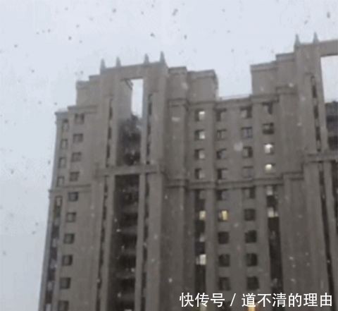  黑龙江@哈尔滨下雪了！黑龙江这个地区发布暴雨蓝色预警