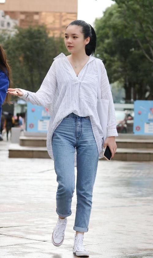  【感觉】青春时尚显青春活力，给人一种优雅气场，魅力十足让人过目不忘！