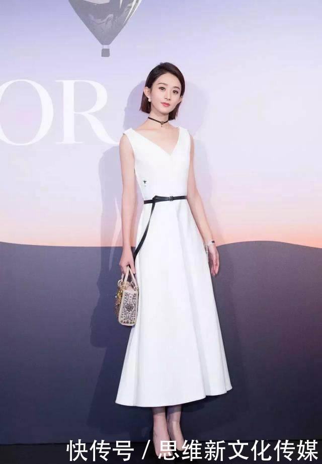 都是一身白色长裙的打扮，赵丽颖和陈妍希一对比，网友：差太多了