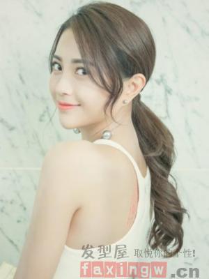 女生中长卷发这样设计 就是女神的打开方式