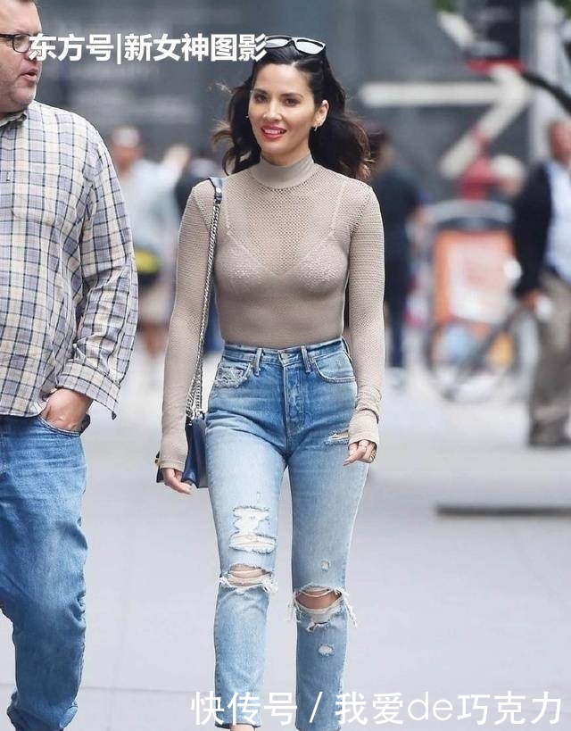  美女：美女街拍：身材高挑的小姐姐，时尚优雅，街头的风景线！