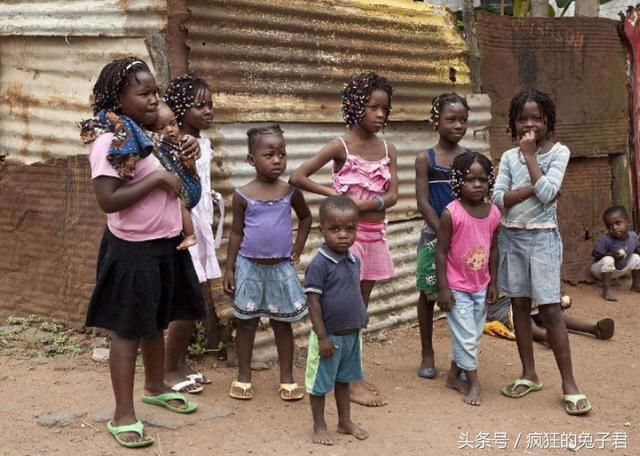 美国发生8.2级特大地震,建议中国救援,中国又应