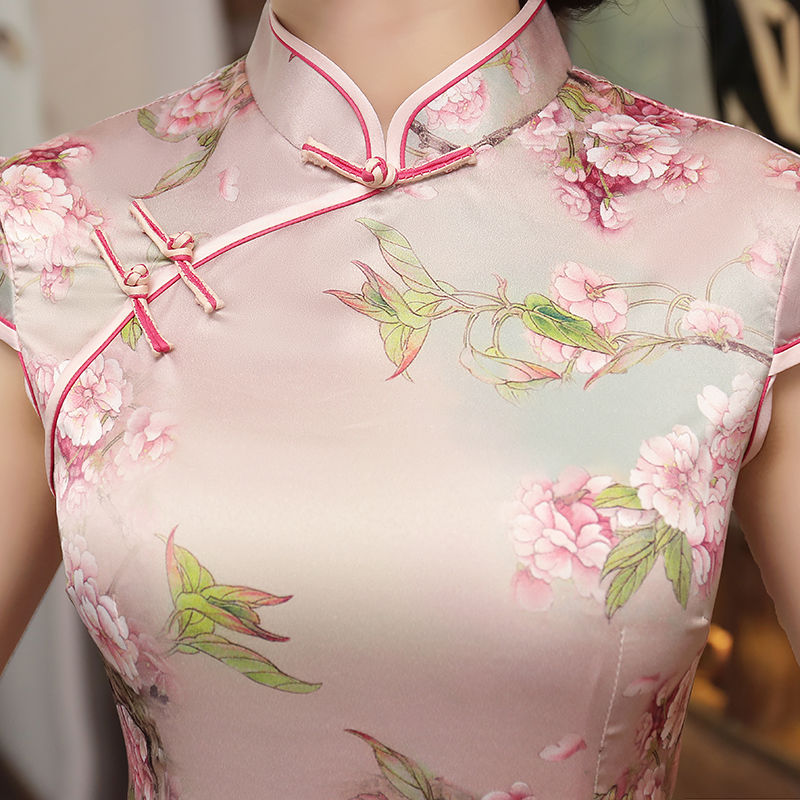 玲珑旗袍美人，曼妙多姿，美哉