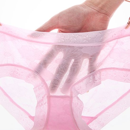 老公日本出差回来，偷偷给我带了一件睡衣，太羞人了不敢穿~