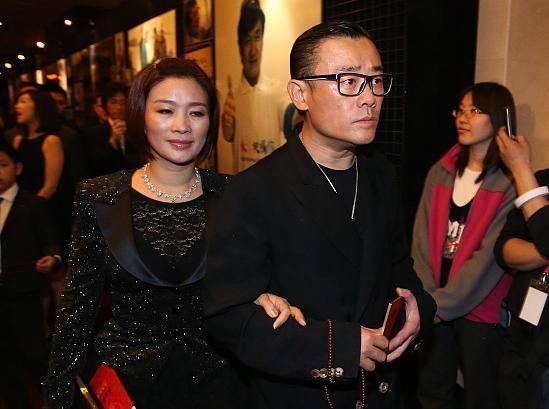 某某爆料周立波支配资金不到三千元，黄毅清实锤胡洁控夫当摇钱树