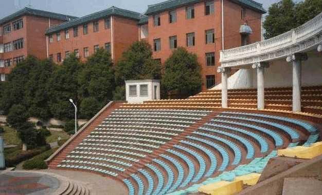 高考分太低! 这4所大专学院很不错! 有的年薪