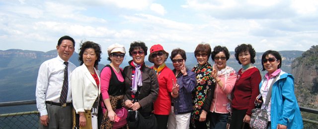 不去养老院，也不和子女住一起，越来越多老人选择“新型养老”！