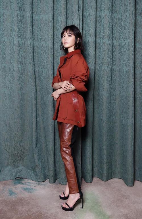 38岁蔡依林真会穿!身着豹纹装气场全开,网友:一般人无法驾驭