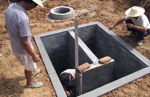 农村改厕后确实干净方便了不少，农民却说用不起，为啥呢？