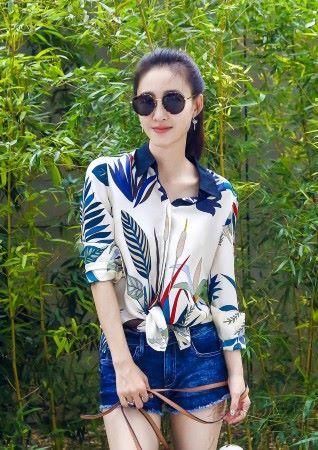 王丽坤穿短裤大胆露腿，但只想说这腿“全网最难看”没有之一！