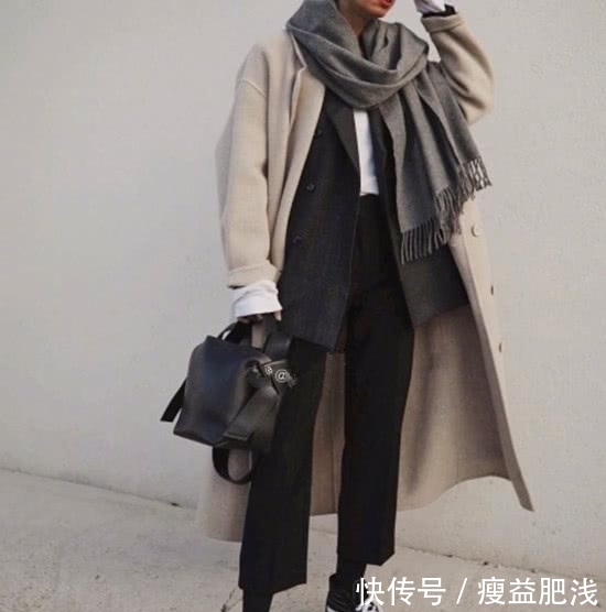 气质@时尚大衣穿搭,展示欧美简约风的不俗气质