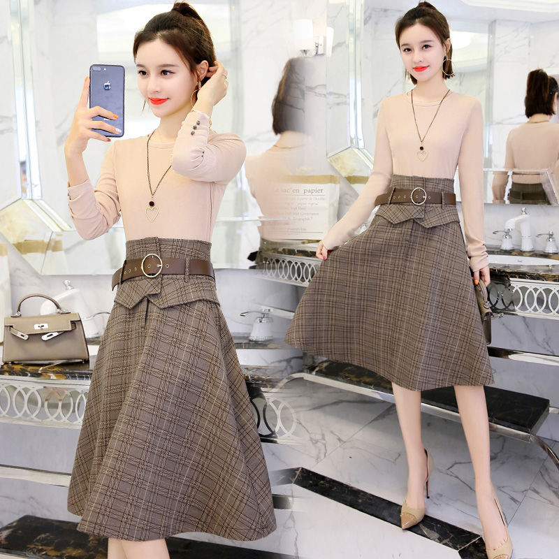 到了东莞才知道，现在女人都穿初秋套装+平底鞋，美得清新脱俗