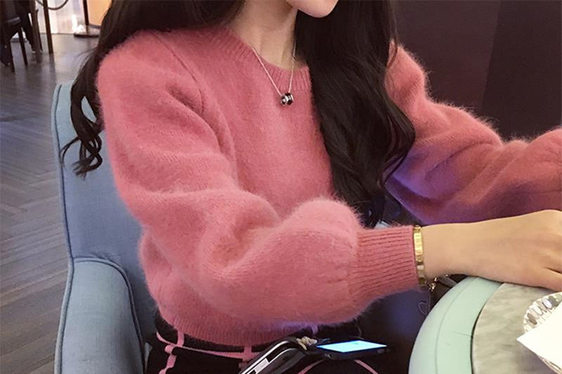 今年的新款貂绒毛衣火翻了，比皮草还洋气，显瘦减龄，谁穿谁美嫩