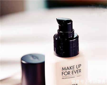 干皮小仙女入秋怎能少了这些保湿滋润型底妆的加持呢!