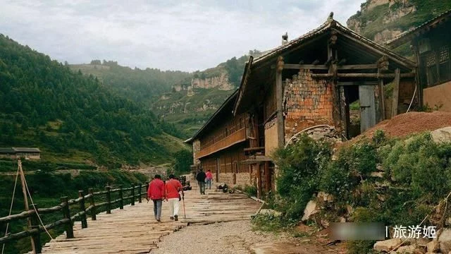 悬在空中的神奇村庄:如同一片世外桃源,村民淳朴友好!【2020热门旅游景点】