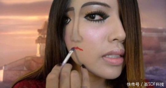 女子独特化妆技术，一张脸上出现两幅面孔，样貌逼真，惊艳旁人