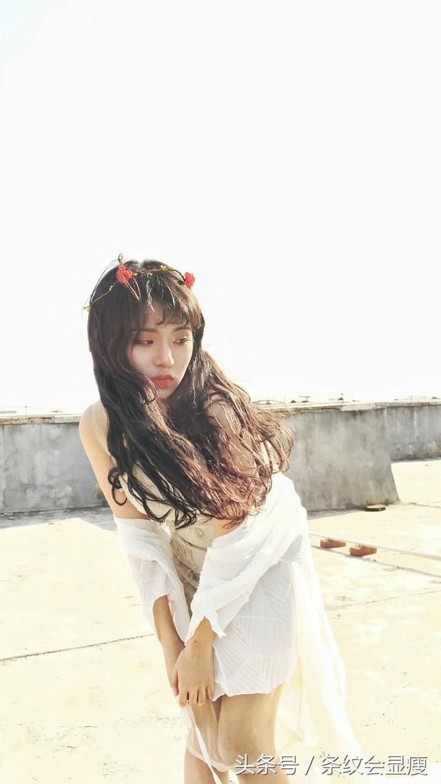 女朋友穿着很性感，却给我带来了这样的困扰