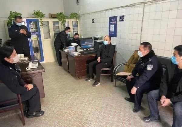 『疫情防控』爸爸,从警路上有我陪你