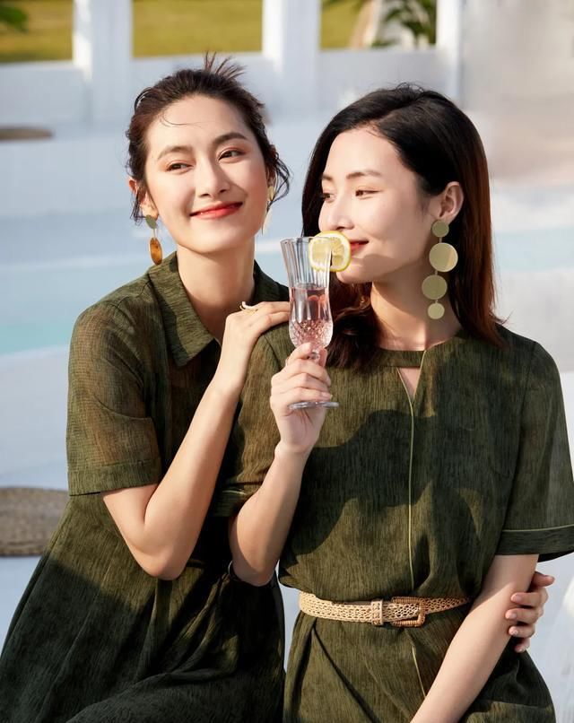  『满满』五一出游穿什么衣服?这样搭配,让你当个行走的时髦精!