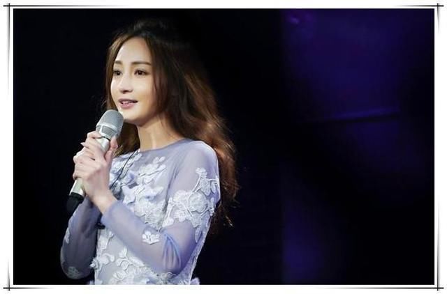 看了马伊琍的礼服裙，再看看姚笛，真的想对文章说一句：好福气！