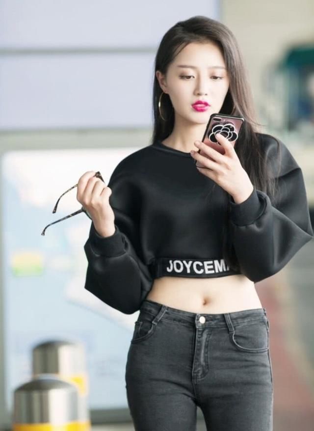 只知道三生里的缪清，却不知道王秀竹的“蚂蚁腰”，气质冷艳！