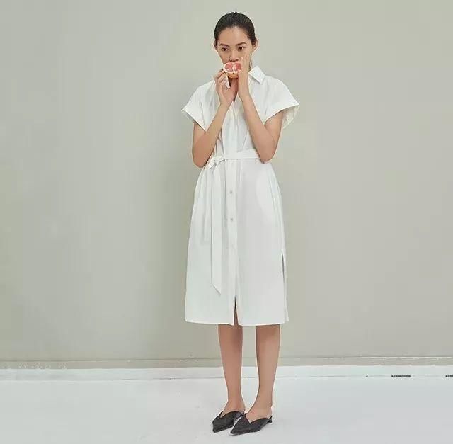 不挑身材的衬衫裙，气质满分