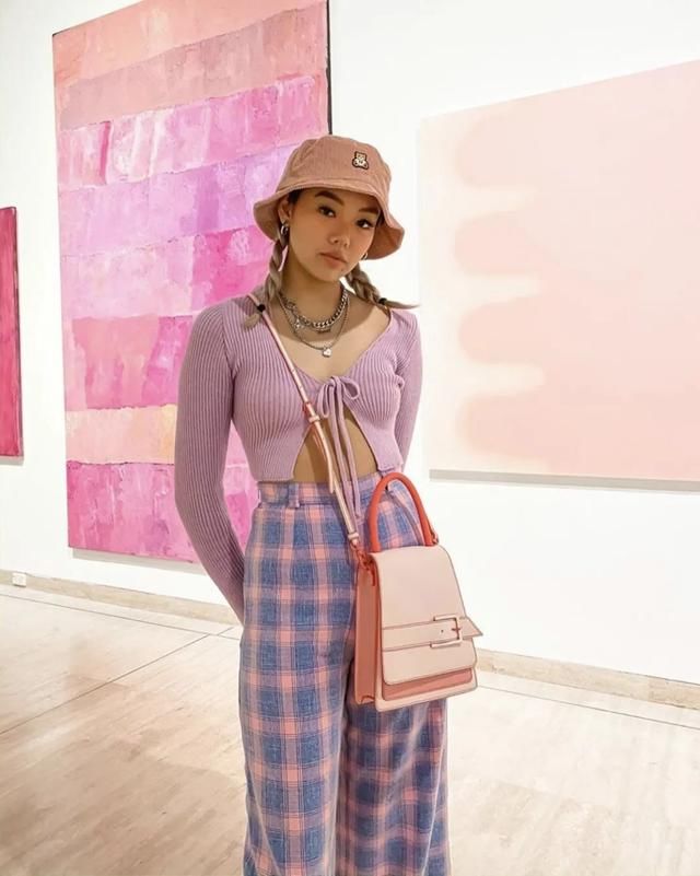 棒针编织衫■我也没有衣服穿啊,但是我可以抄Kaia、Jennie的作业