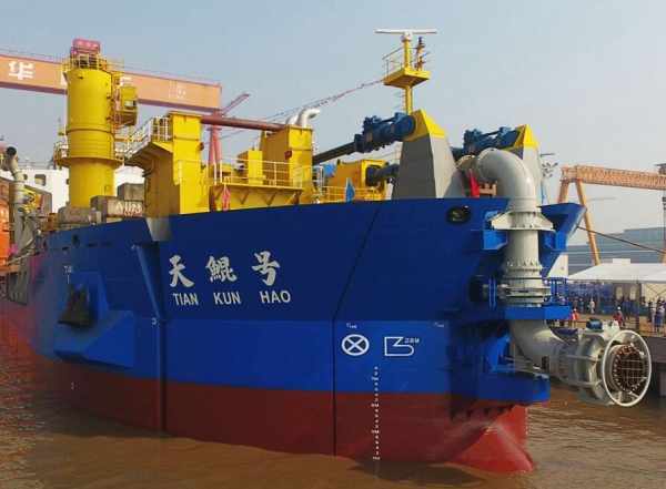 日本花300亿建岛 中国渔民一举动让日暴怒