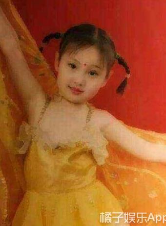 胡歌微博晒自拍被粉丝质疑 07快男合体引发回忆杀