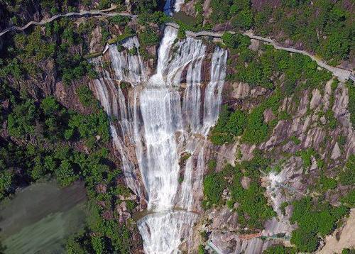 中国最美十大瀑布 你去过几个?