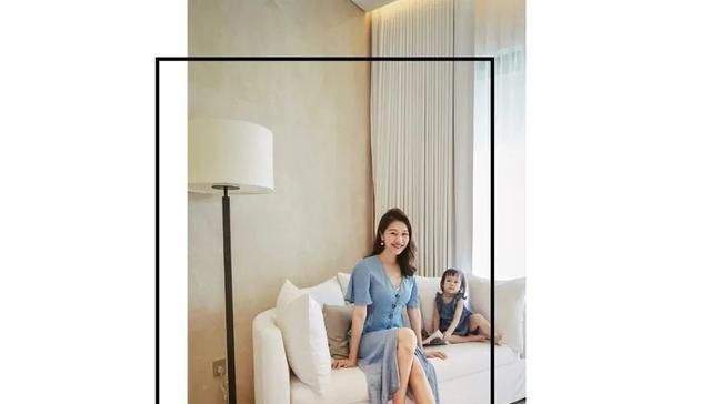  「妈妈们」生完孩子头发没空打理，肌肤再亮也感觉老5岁！