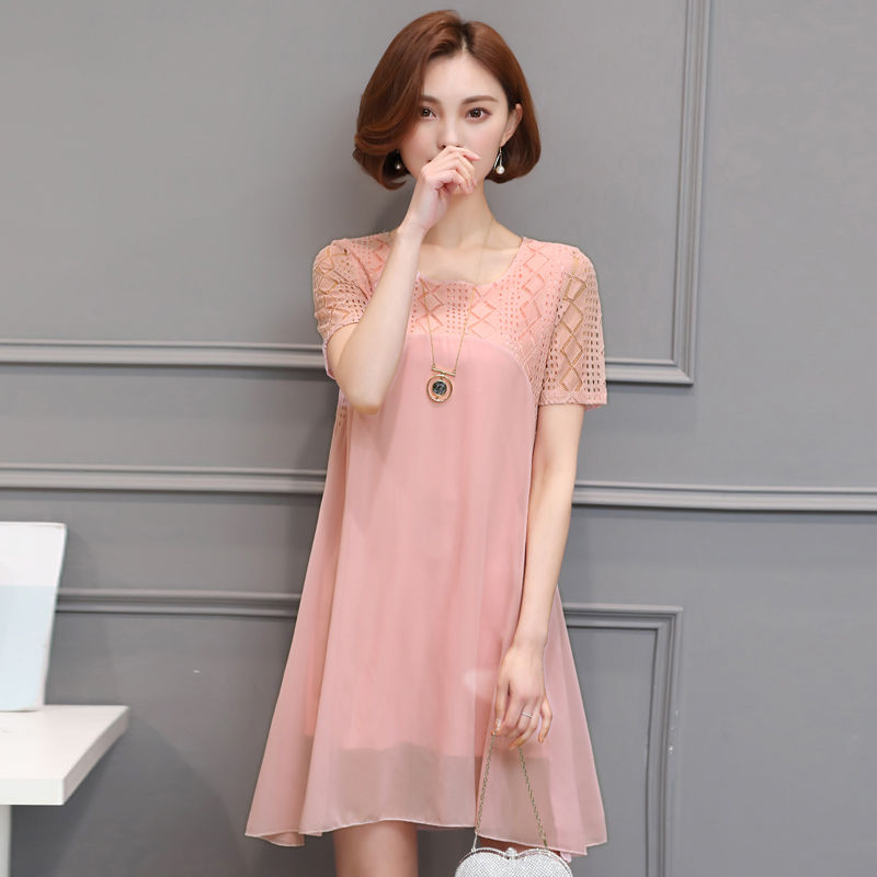 精致的蕾丝很显优雅，镂空与它的搭配，这些裙女人穿上真美