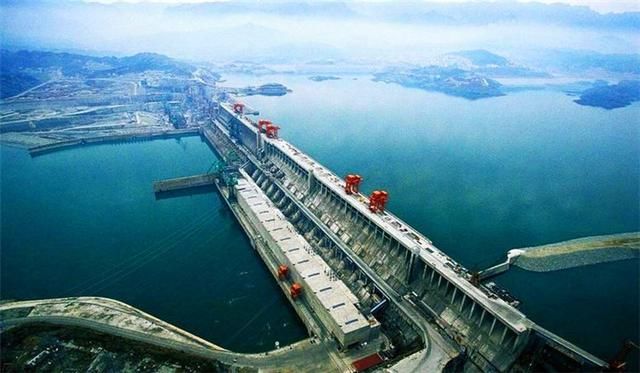 世界最大水电站即将修建完成，建造规模是三峡的两倍，在哪里