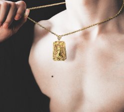 难怪越南人满大街披金戴银，看到价格吓我一跳!没人再带黄金了