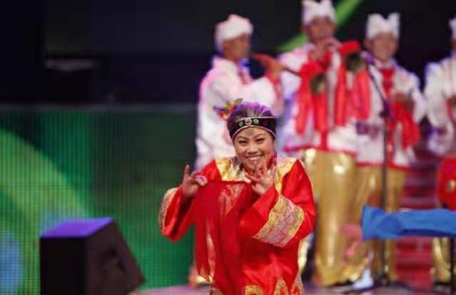 倾家荡产■倾家荡产只为成名，借120万上星光大道，被淘汰后迅速曝光内幕