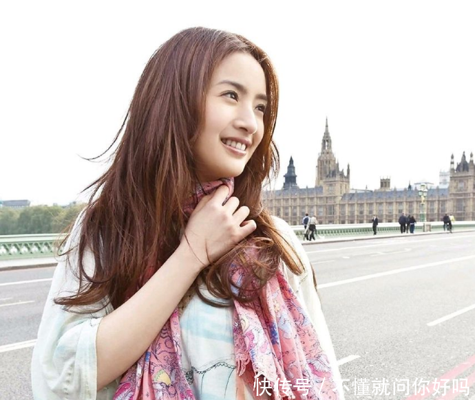 女人过了40岁，发型就选这3款，减龄的同时还充满女人味！