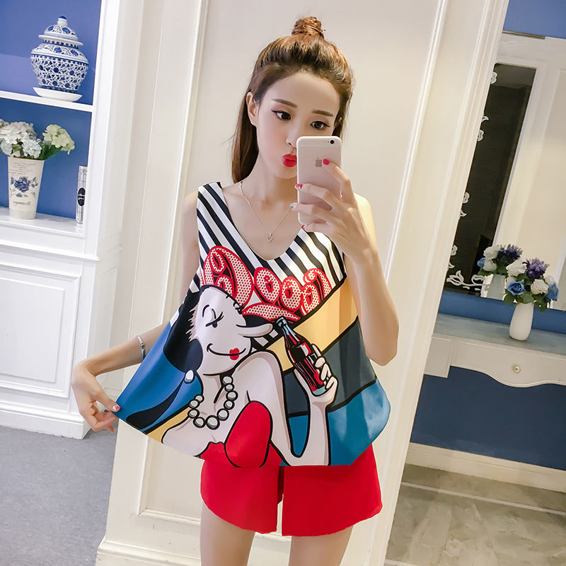 老婆身高152，从不穿高跟鞋，短款套装+小白鞋，洋气显高挑