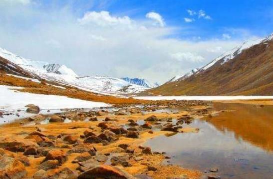 塔里木盆地有什么？为何科学家们喜欢去研究？网友：看发现了什么