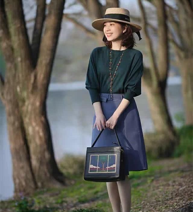  #女人#三四十岁的女人这些穿搭不能错过，这11款气质穿搭示范，知性优雅